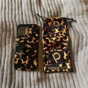 iPhone 12 Pro Max loopy - righty